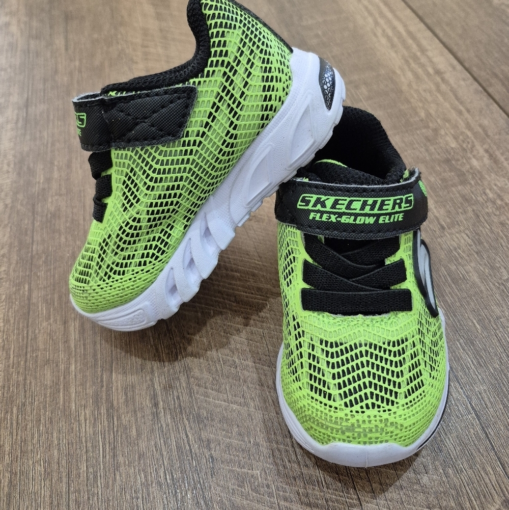 Skechers Toddlers' S Lights: Flex-Glow Elite - Vorlo sneakers in lime and black